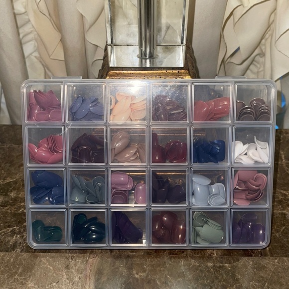Misssix False Nails- 24 Different Colors - Picture 1 of 3